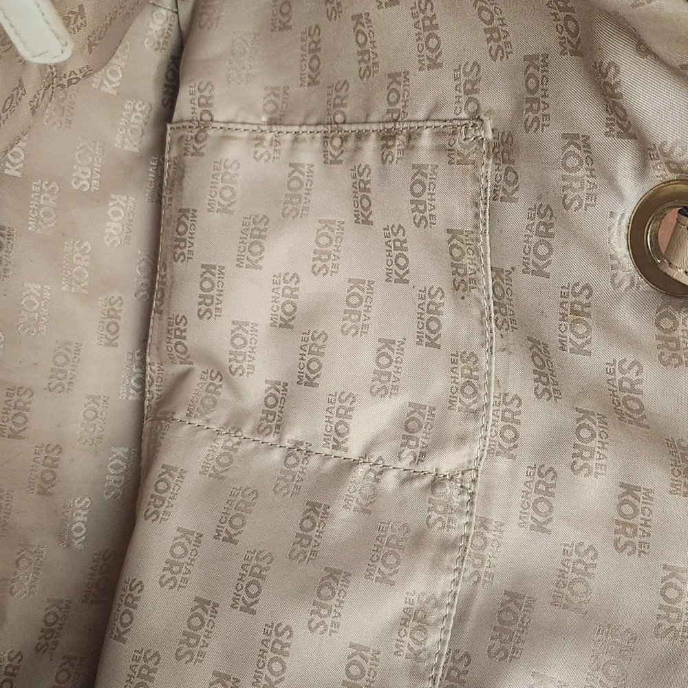 Michael Kors Jet Set white patent leather‎ tote shoulder bag  Classic Designer